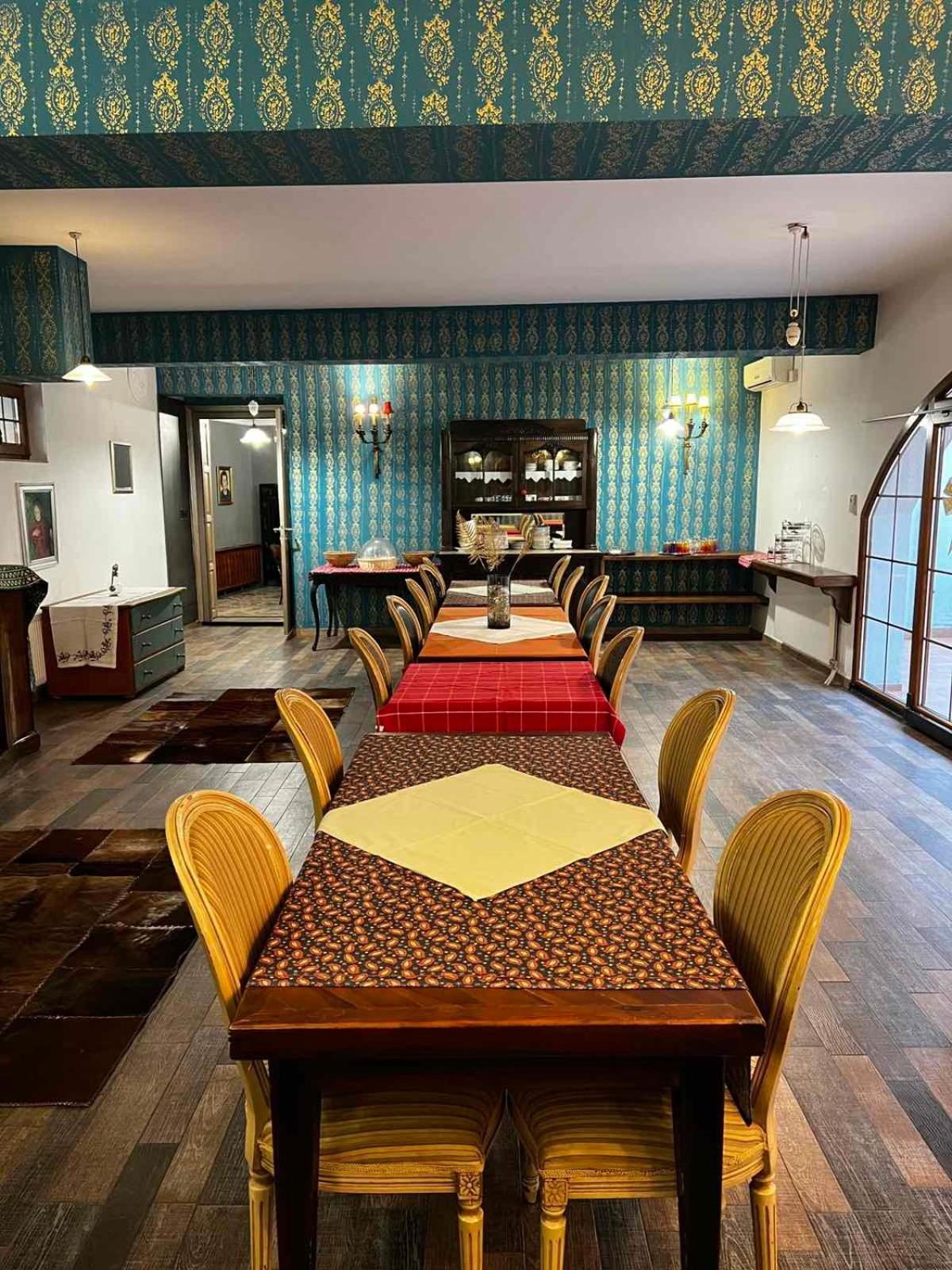 Royal Gold Hotel 4*
